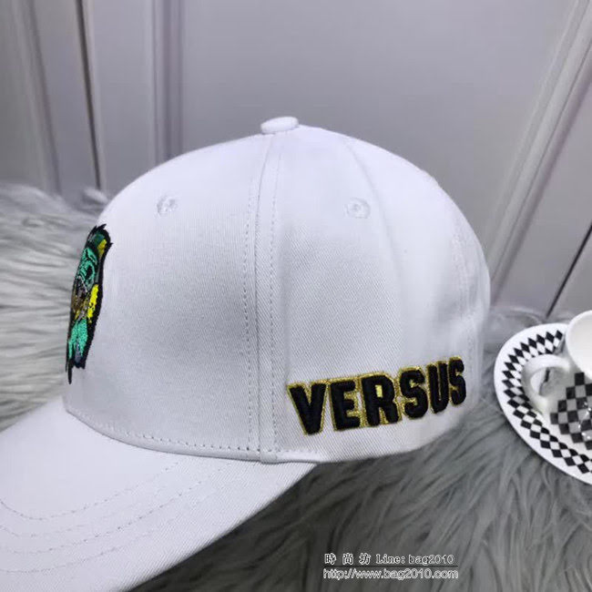 範思哲Versace 官網同步款 最新代購鴨舌帽 LLWJ8058